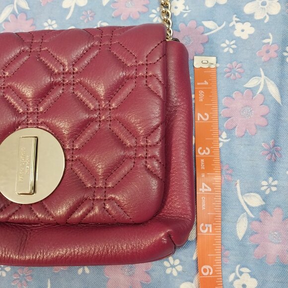 3086 Small Kate Spade Cross Body in Wine Leather. - Picture 4 of 11
